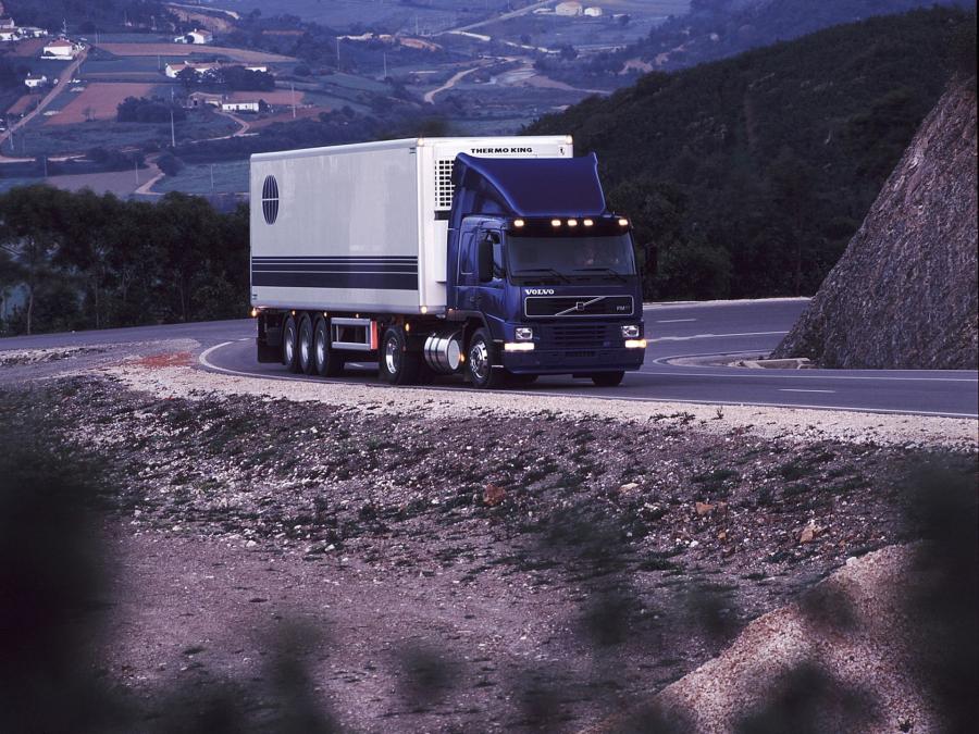  Volvo FM10 4x2 1998 года  (фото 4 из 7)